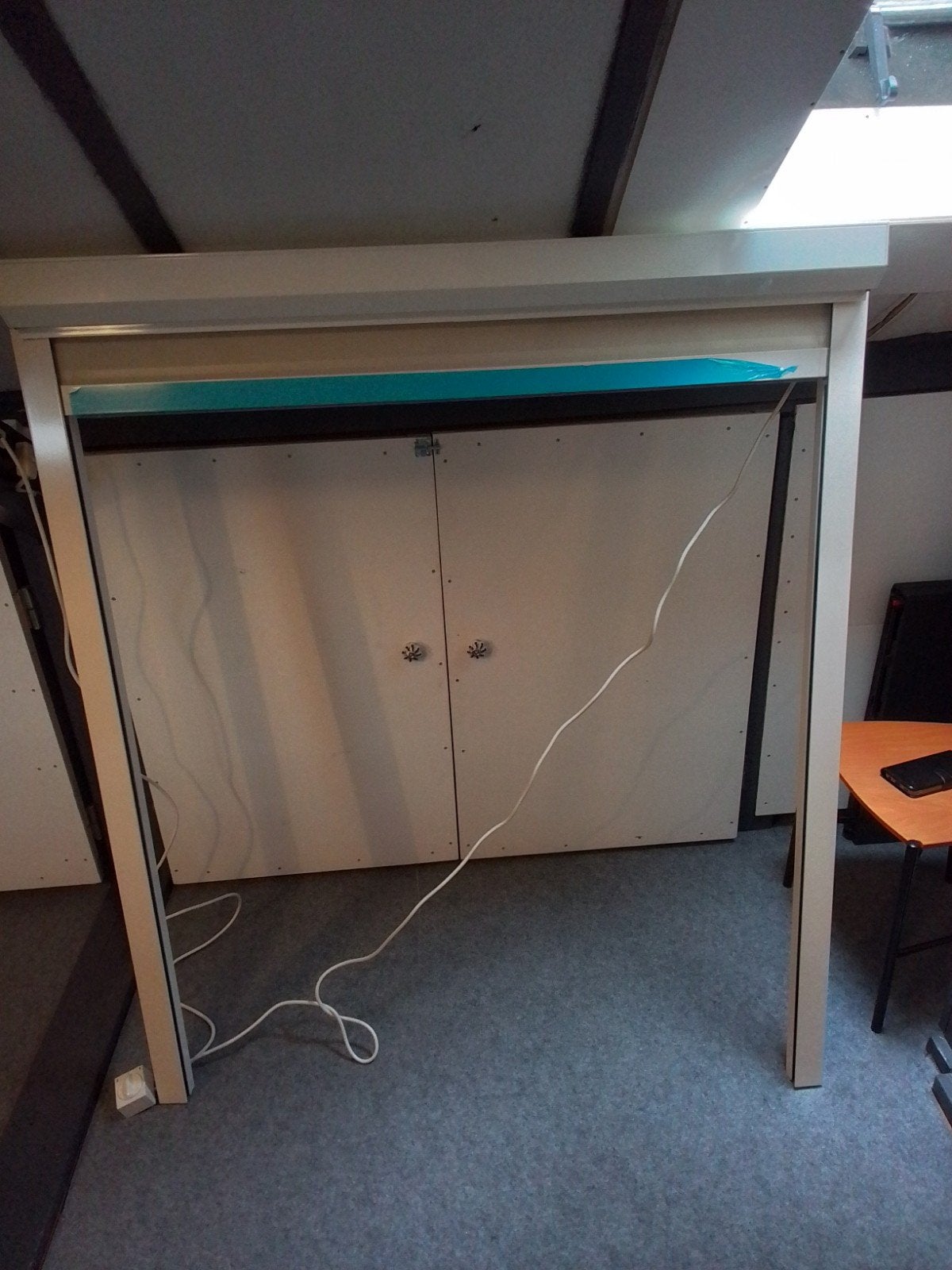 Elektrische screen. Plus twee rolluik motors en schakelaar, Doe-het-zelf en Verbouw, Rolluiken, Ophalen, Wit