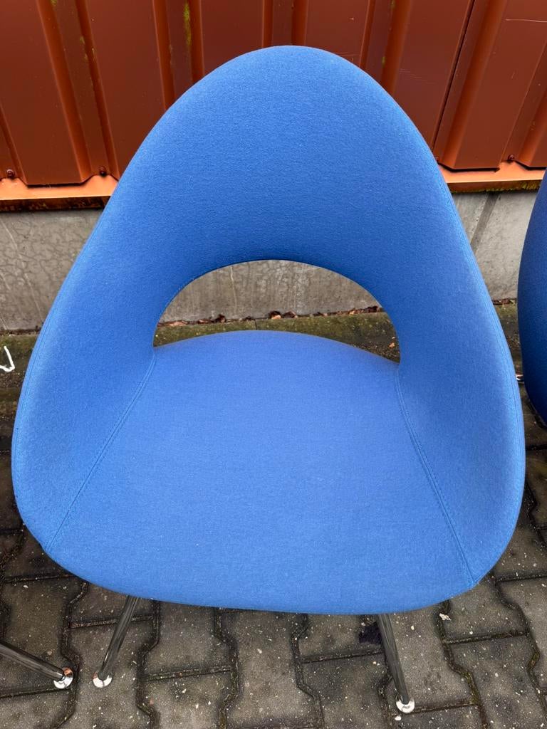 Artifort Shark stoel (4x) - Rene Holten, Huis en Inrichting, Ophalen, Luxe design, Blauw, Zo goed als nieuw
