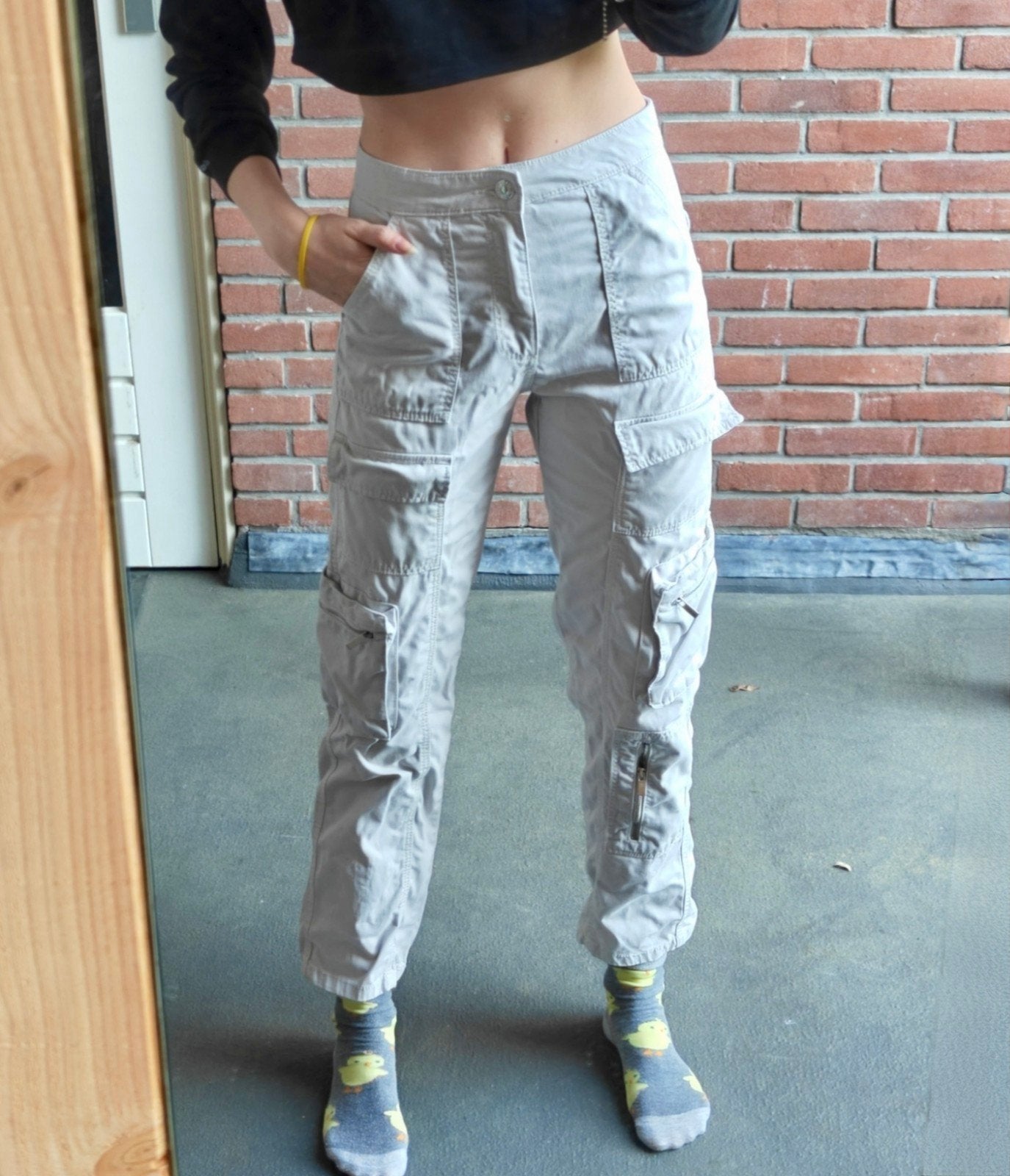 Bershka straight fitted cargo pants maat 34 (XS), Wit, Zo goed als nieuw, Maat 34 (XS) of kleiner, Lang