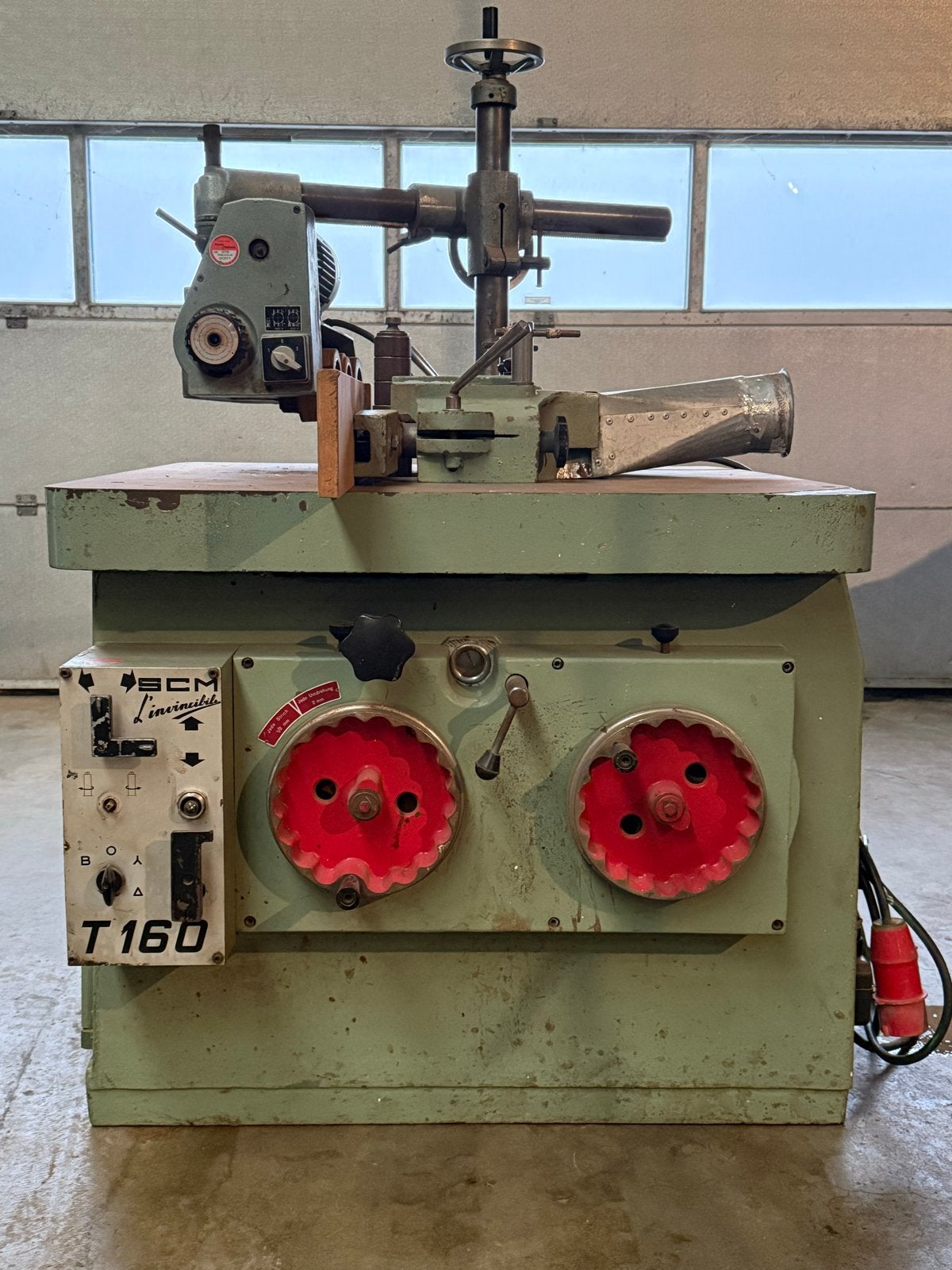 SCM L'invincibile T160 Freesmachine, Zakelijke goederen, Machines en Bouw | Houtbewerking, Ophalen