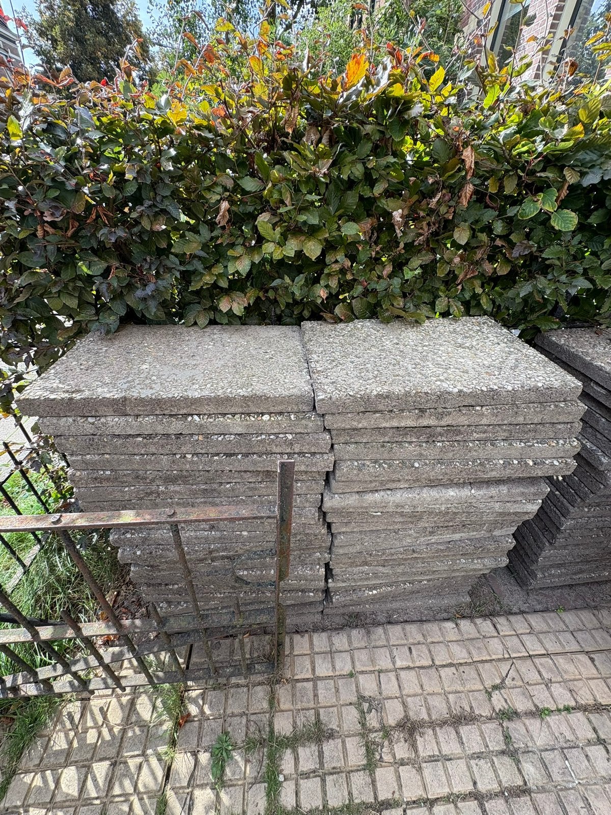 Gratis ophalen 15m2 grindtegels, Ophalen, Gebruikt, 10 m² of meer, Beton