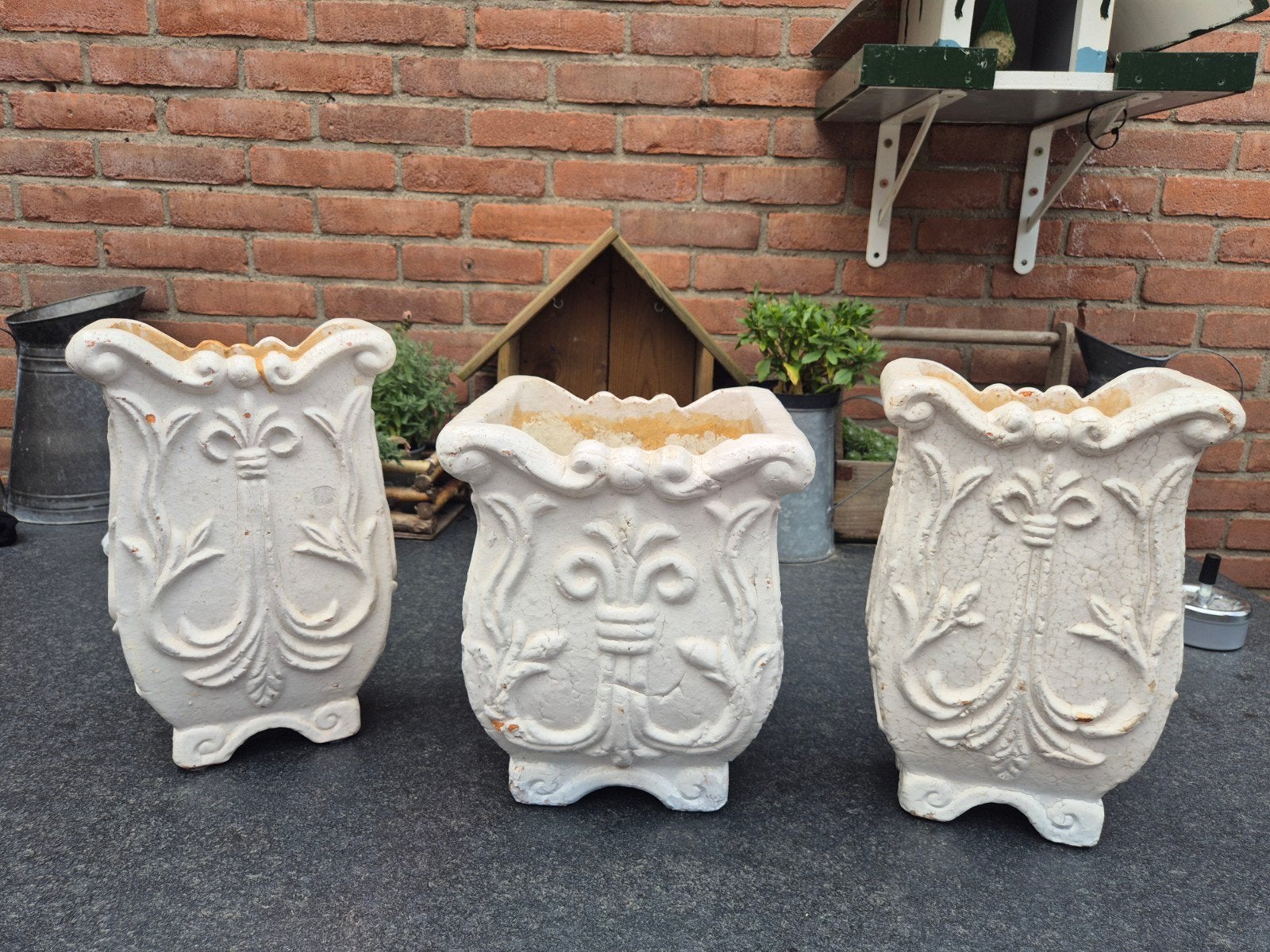 Mooie beton bloempotten, Tuin en Terras, Rond, Ophalen of Verzenden, Zo goed als nieuw, Aardewerk