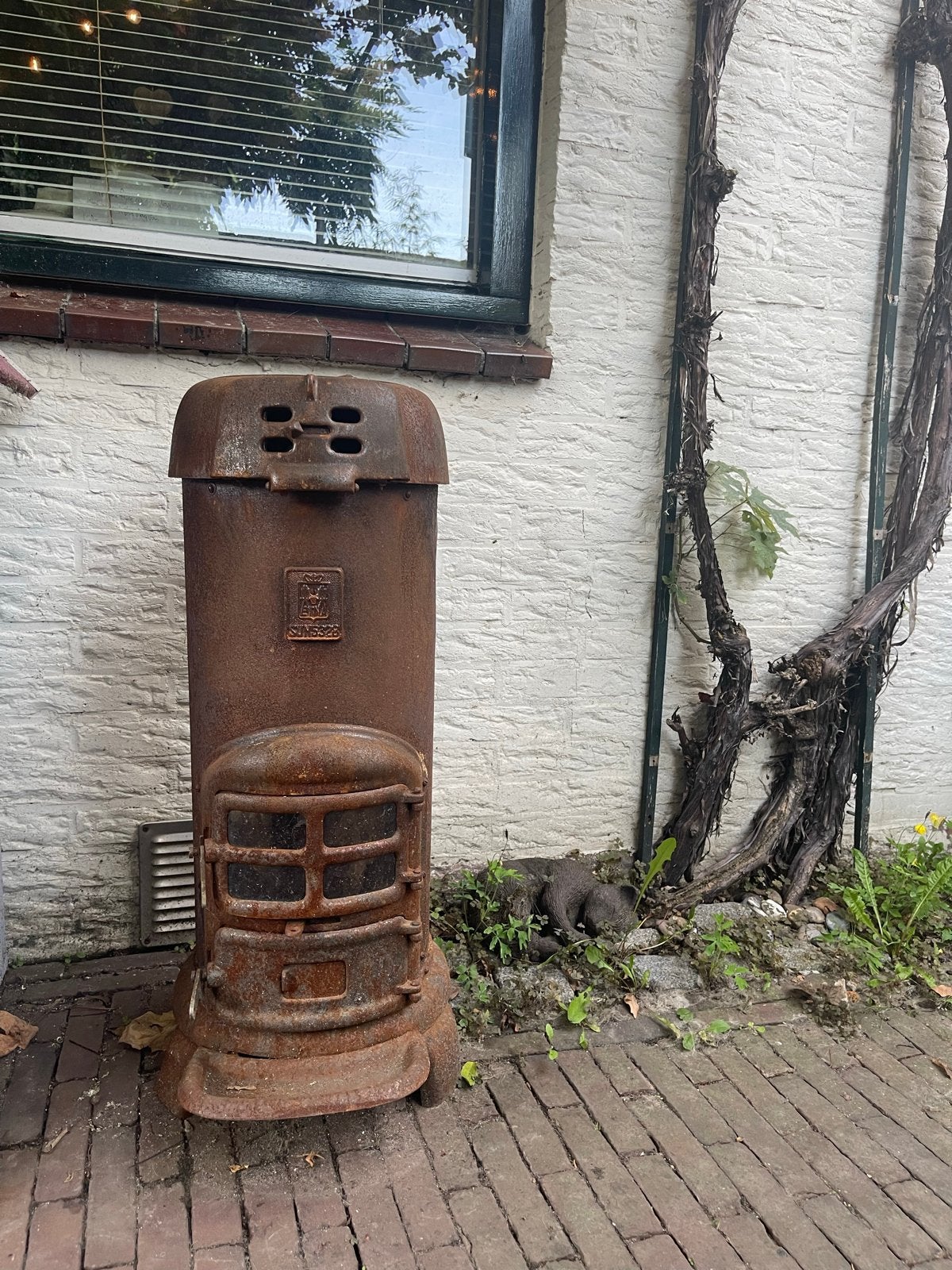 Antieke Kolenkachel - Decoratief Element, Huis en Inrichting, Gebruikt, Overige brandstoffen, Ophalen of Verzenden, Vrijstaand