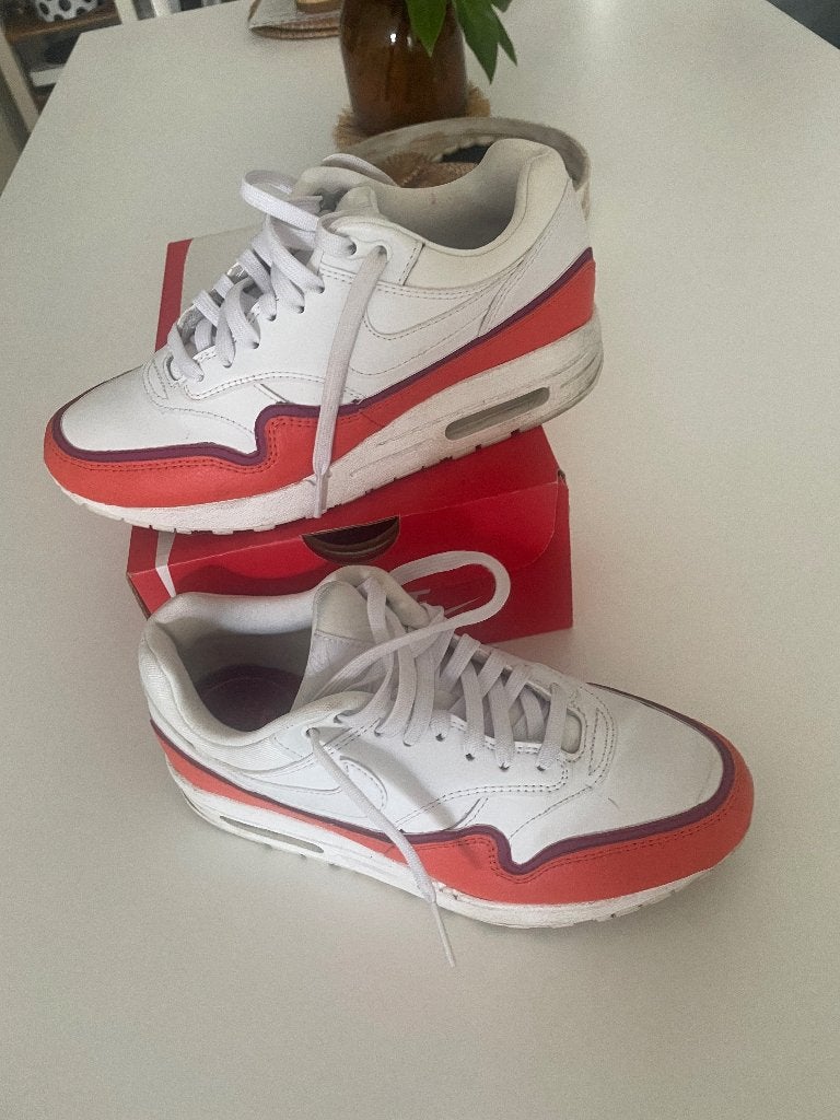 Nike air mt 36,5, Ophalen, Zo goed als nieuw