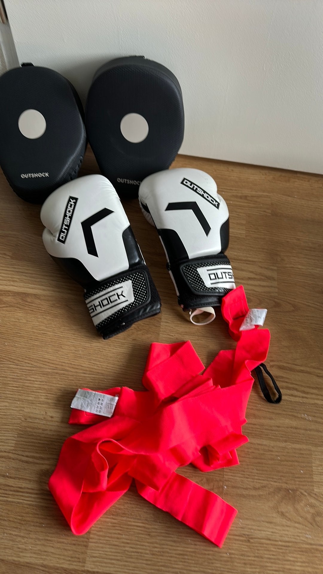 Box handschoenen, pads en bandage!, Ophalen, Zo goed als nieuw, Bokshandschoenen