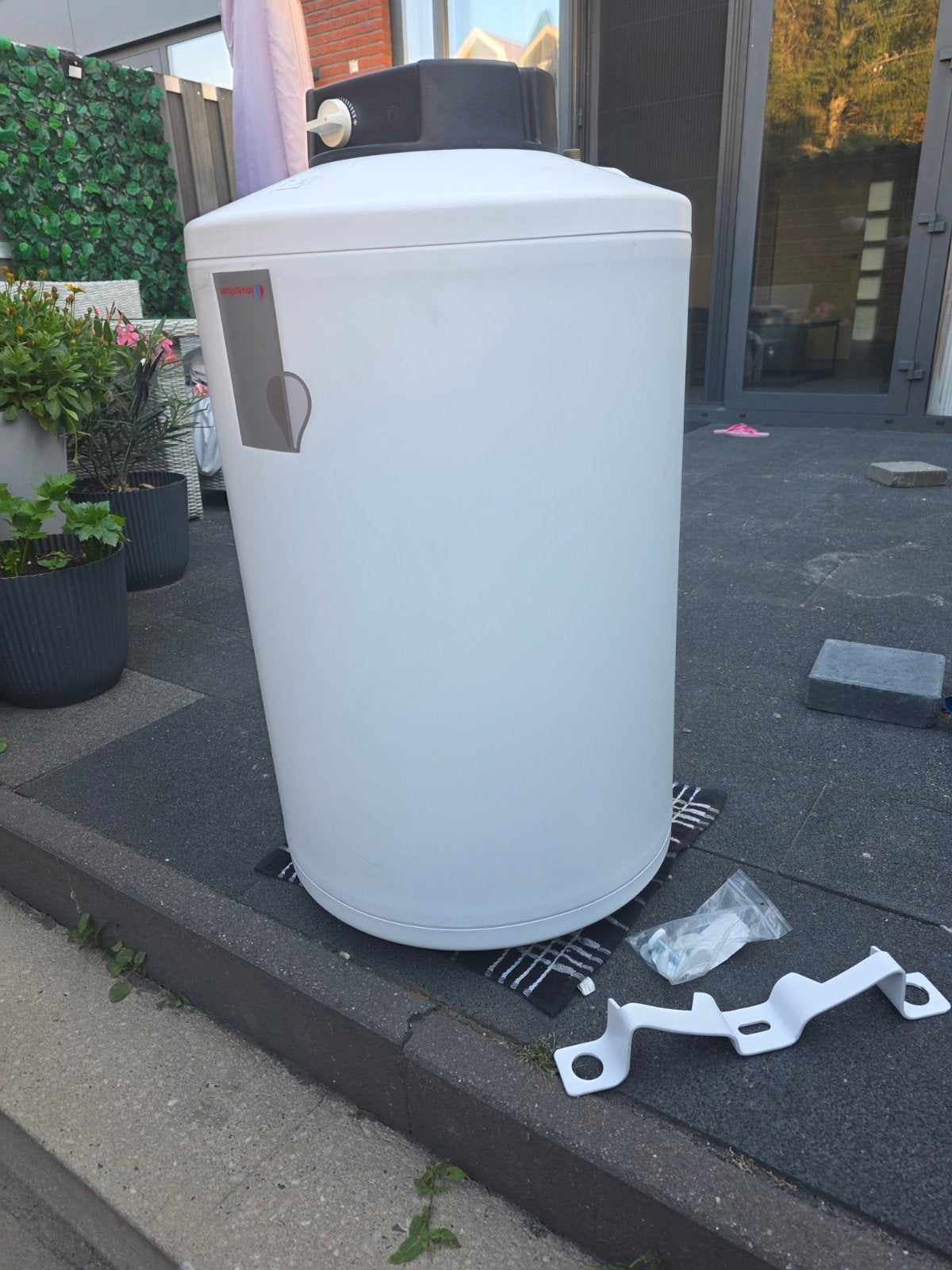 Inventum edr80 liter, Doe-het-zelf en Verbouw, Geisers en Boilers, Minder dan 20 liter, Boiler, Ophalen of Verzenden, Minder dan 3 jaar oud