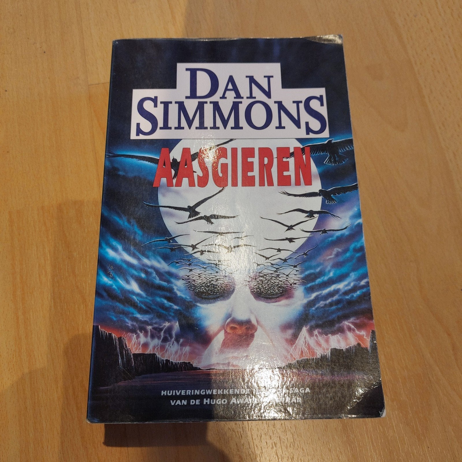 Dan Simmons - Aasgieren, Ophalen of Verzenden, Gelezen, Dan Simmons