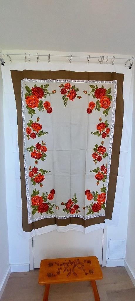 vintage tafelkleed bloemenpatroon rode rozen 165 x 125, Eu, Eu, Nieuw, Ophalen of Verzenden