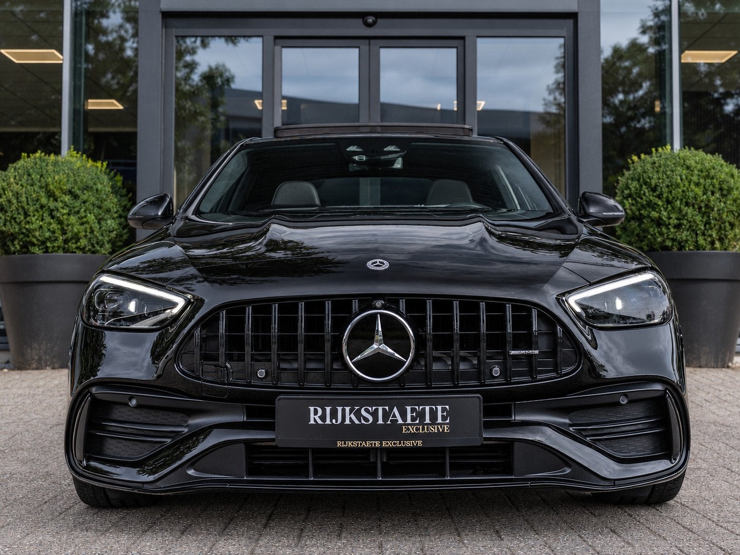 Mercedes C-klasse C200 AMG C63s|PANO|ACC|BURMESTER|19''|360, Auto's, Automaat, Dealer onderhouden, Achterwielaandrijving, Euro 6