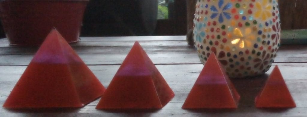 Orgoniet / Orgone piramides van sandelhout, koper, ecopoxy, Ophalen of Verzenden, Overige typen