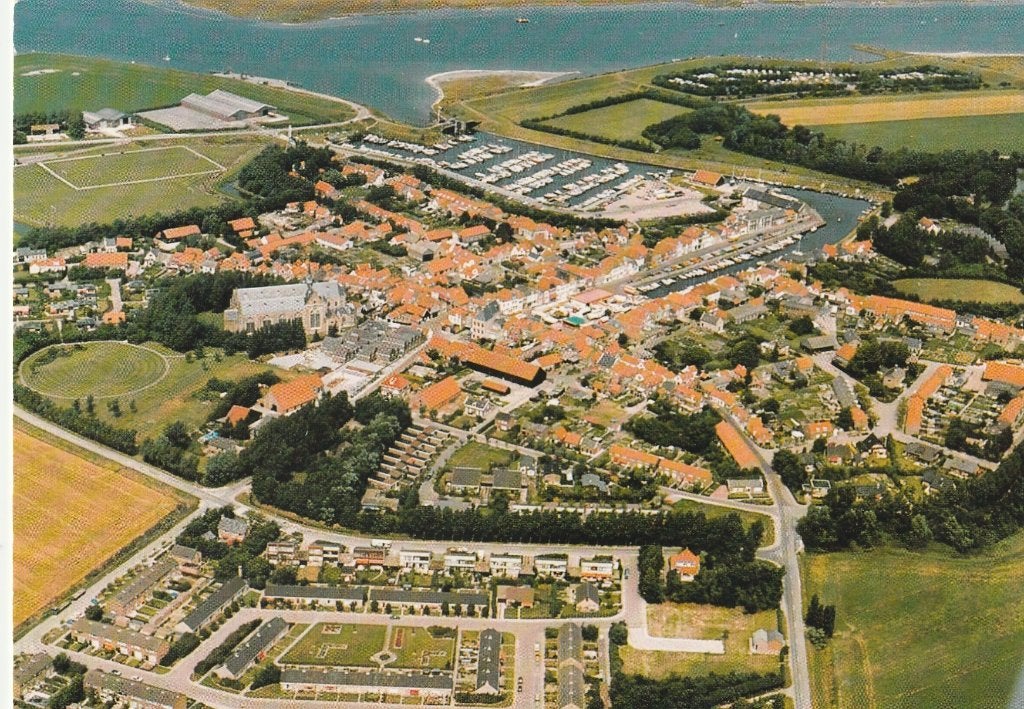 BROUWERSHAVEN Panorama Luchtfoto, Verzenden, 1980 tot heden, Gelopen, Zeeland