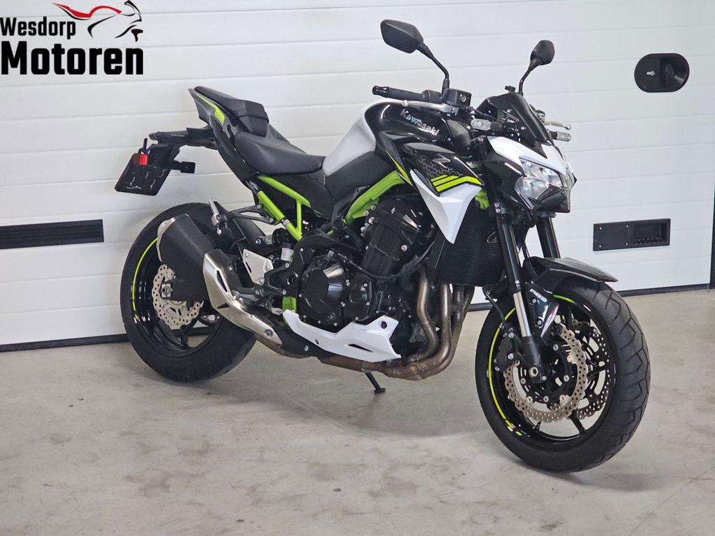 *VERKOCHT* KAWASAKI Z900 (bj 2021) 6,955 km, Motoren, 4 cilinders, Motorrijbewijs A, 948 cc, Bedrijf