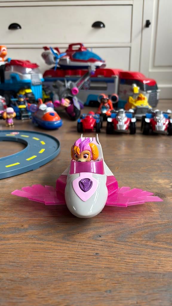 PAW Patrol Mighty Pups Super PAWs Skye Deluxe Voertuig, Ophalen, Zo goed als nieuw