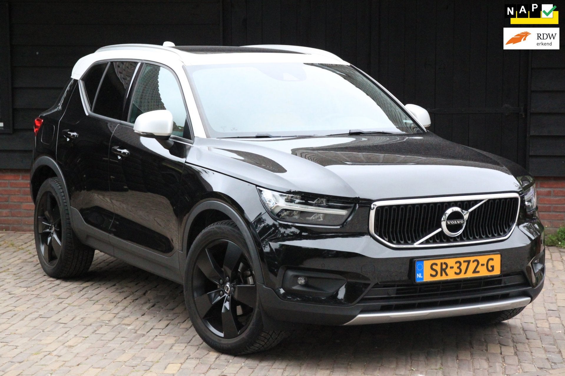 Volvo XC40 1.5 T3 Momentum Panorama-Elek,Dak/Camera/Leer/Tre, Auto's, Voorwielaandrijving, Gebruikt, Euro 6, 156 pk