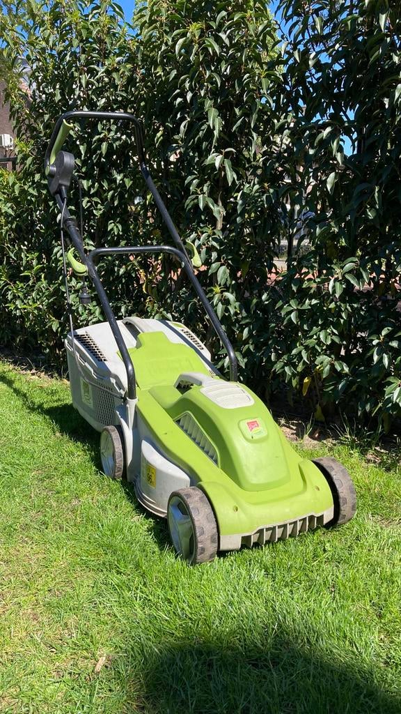 Central Park Elektrische grasmaaier 32cm, Tuin en Terras, Grasmaaiers, Ophalen, Cirkelmaaier, Gebruikt, Elektrische grasmaaier