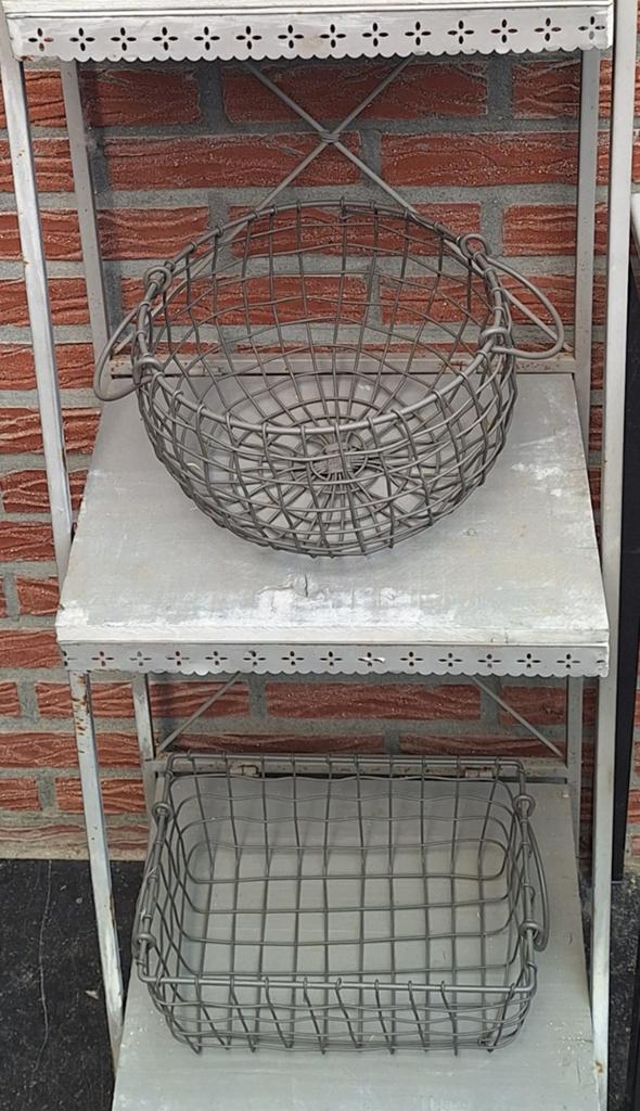 draad/mandjes/verzamelen/decoratie/ballen/plant/tuin/terras, Ophalen of Verzenden