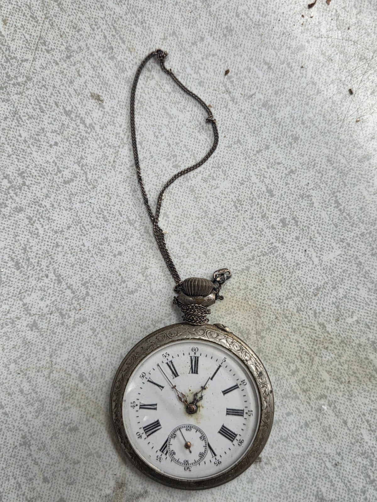 Antiek zakhorloge met paardenmotief en ketting, Ophalen of Verzenden, Overige materialen, Overige typen