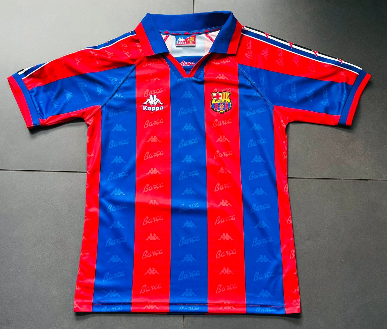 FC Barcelona retro thuisshirt seizoen 1996-1997 #9 Ronaldo!, Ophalen of Verzenden, Nieuw, Buitenlandse clubs, Shirt