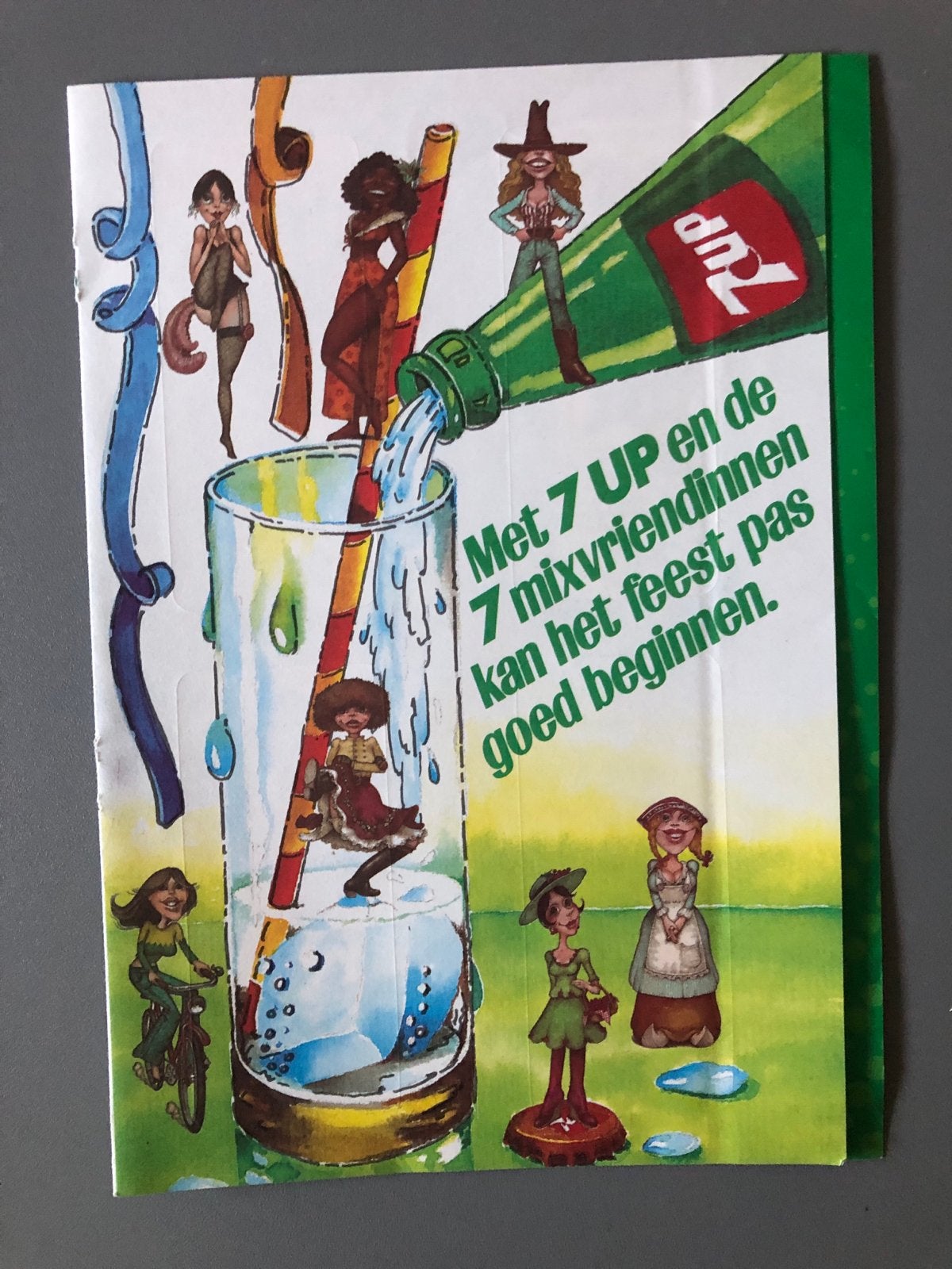 Vintage 7-Up Mixtips Reclameboekje - Jaren '80, Ophalen of Verzenden, Gebruikt, Reclamebord