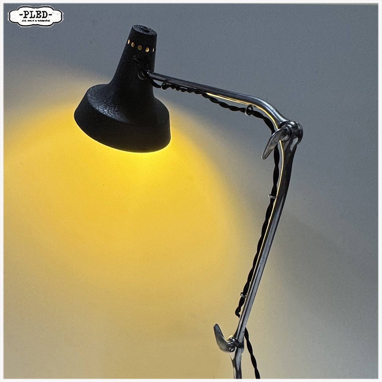Vintage twee armige klemlamp Lamp Tafellamp, Overige merken, Gebruikt, Grijs, E14 (klein)