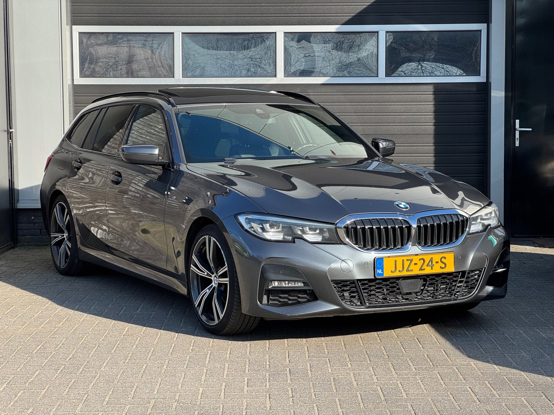 BMW 3-serie Touring 320d M Sport, Xenon/Led, Pano, Ambient,, Automaat, Achterwielaandrijving, Euro 6, 23 km/l
