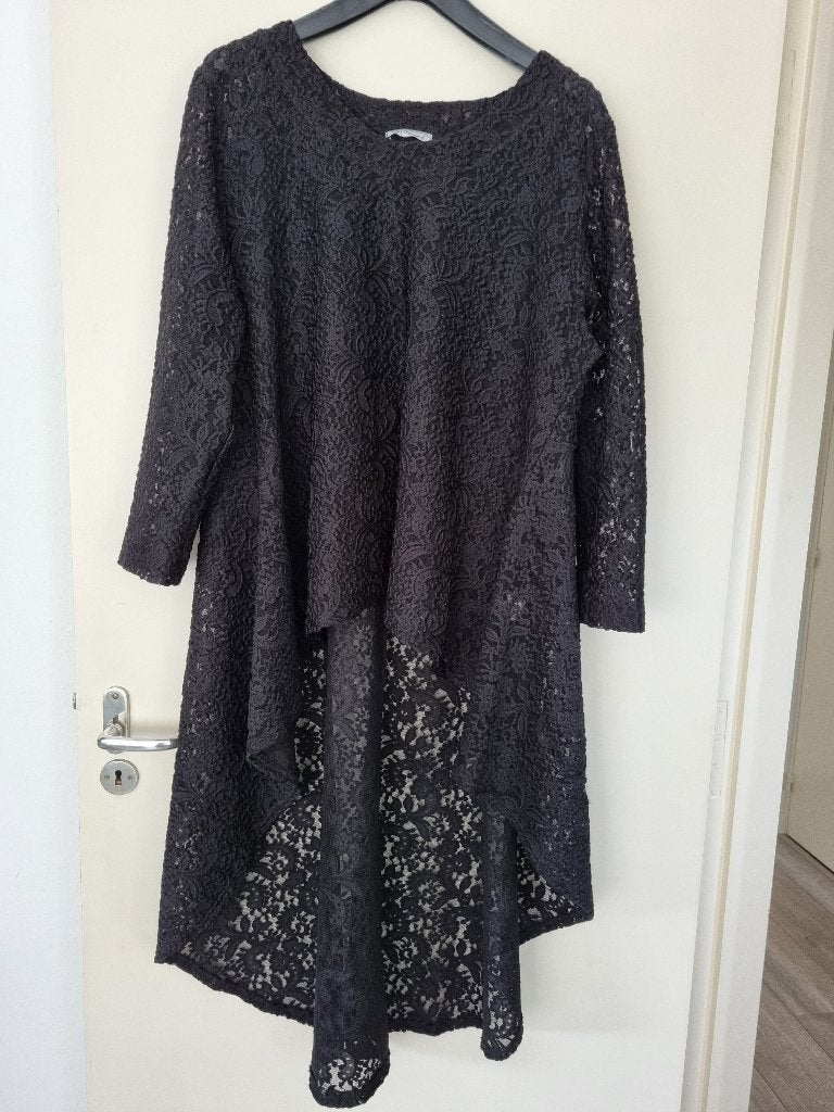 Zwart Magna tuniek maat: 48/50, Kleding | Dames, Grote Maten, Ophalen of Verzenden, Blouse of Tuniek, Zwart, Magna