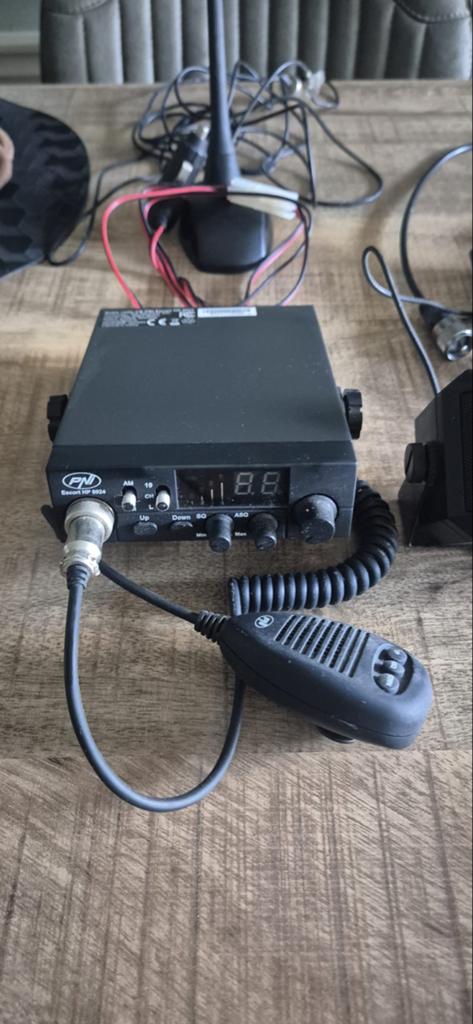 PNI CB Radio Escort HP 8000 en HP 6500 Set, Ophalen of Verzenden, Zo goed als nieuw