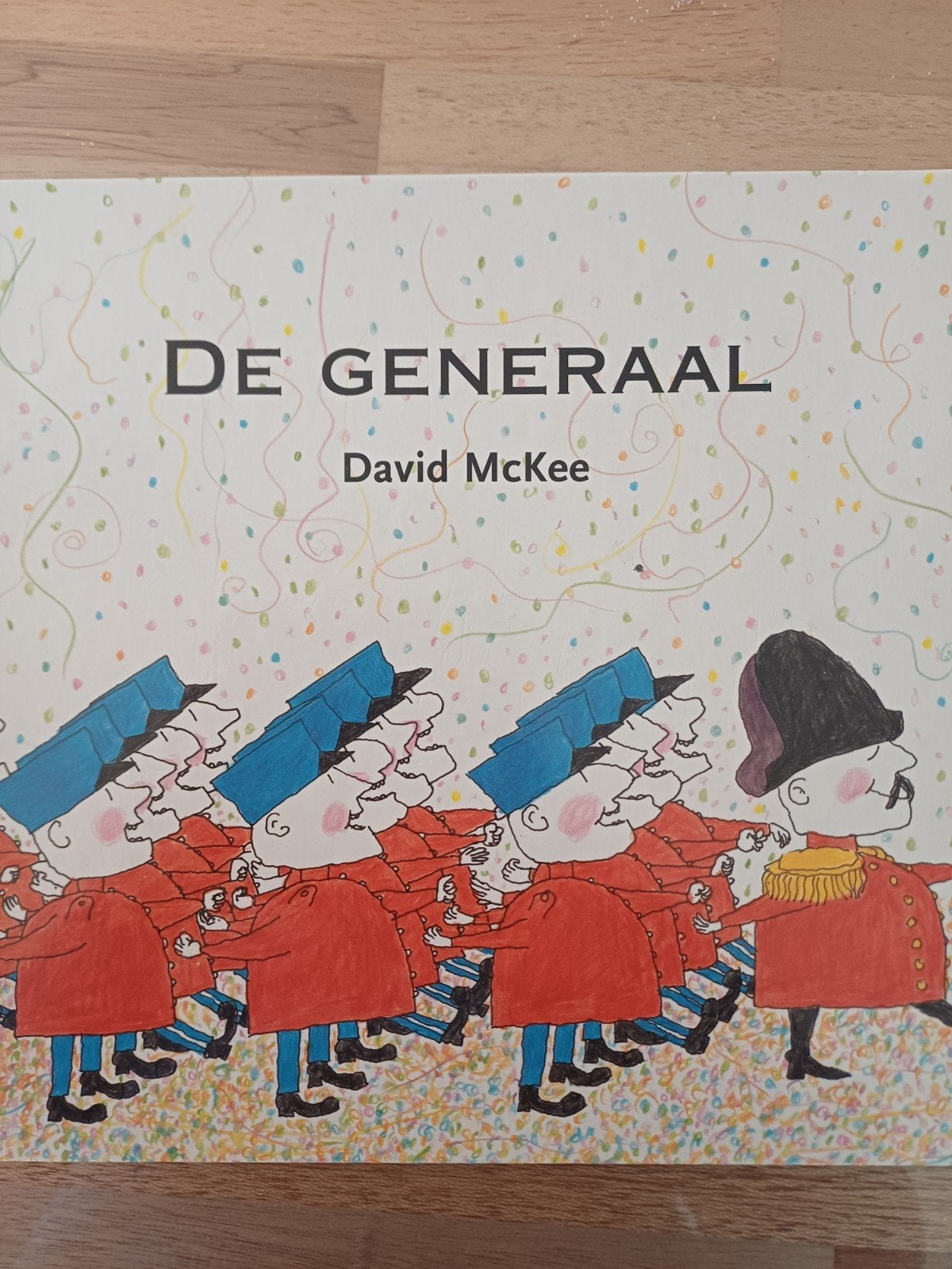 David MacKee - De generaal, Ophalen of Verzenden, Zo goed als nieuw, David MacKee
