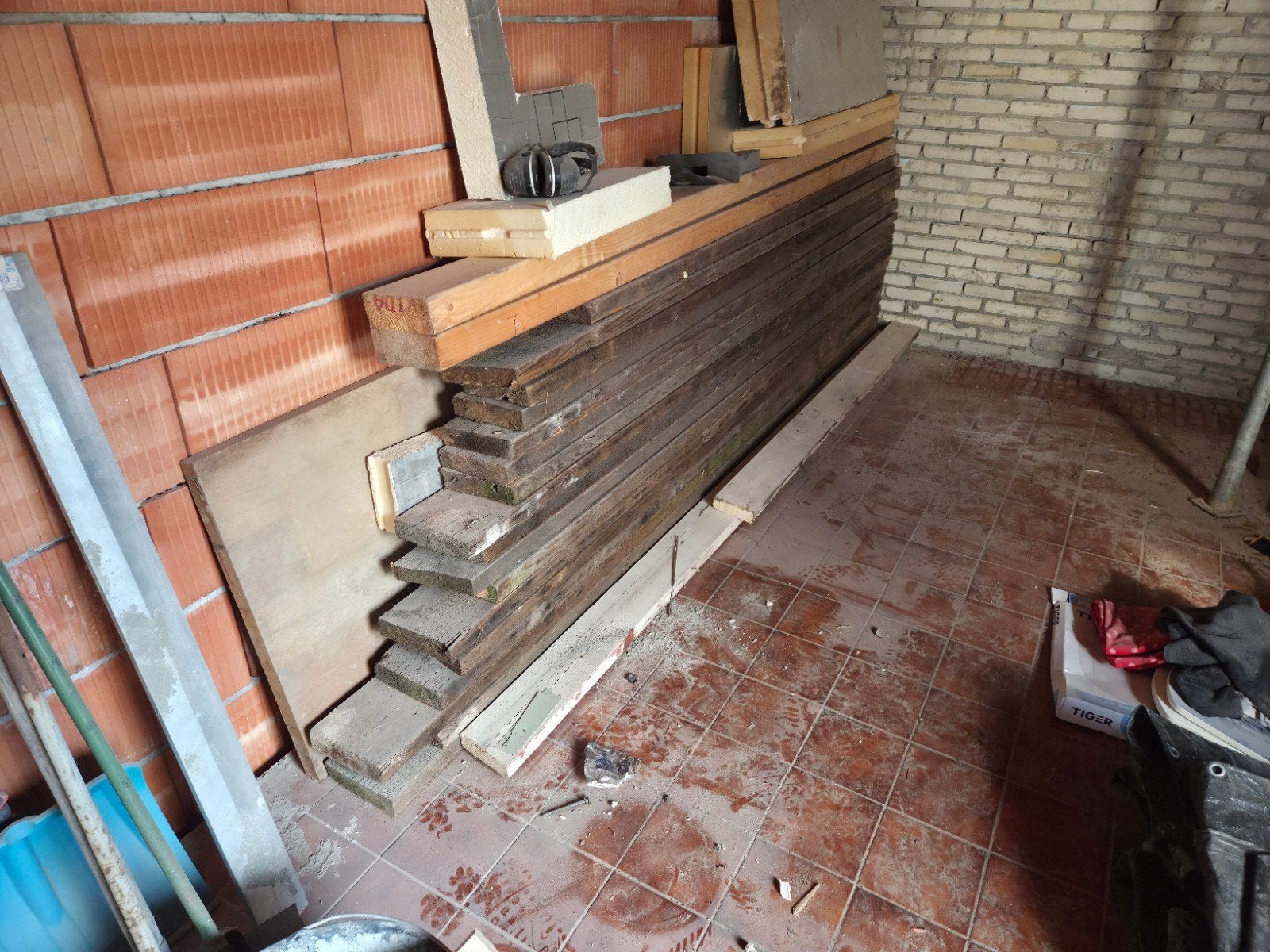 houten balken gordingen 200x45, Doe-het-zelf en Verbouw, Ophalen, Gebruikt, Balk, Vuren