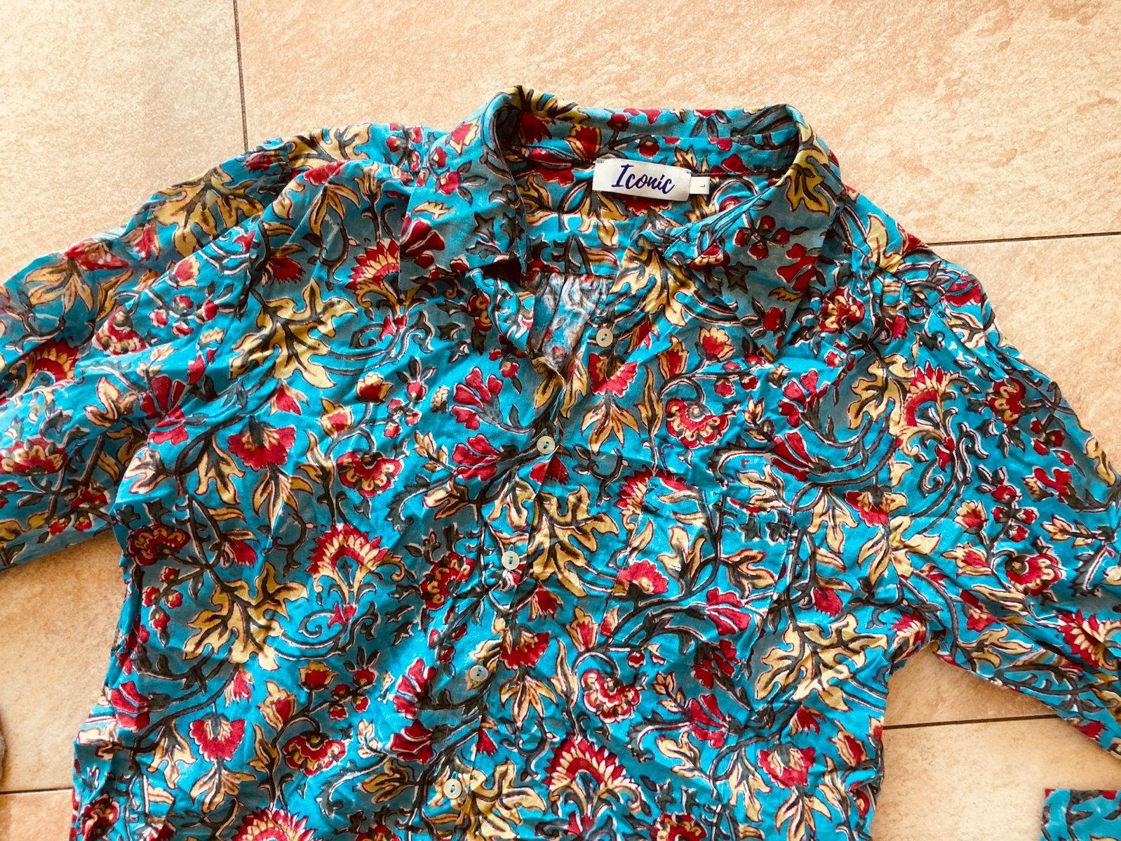 Bloemenprint blouse van Iconic, Ophalen of Verzenden, Zo goed als nieuw, Maat 42/44 (L), Meerkleurig