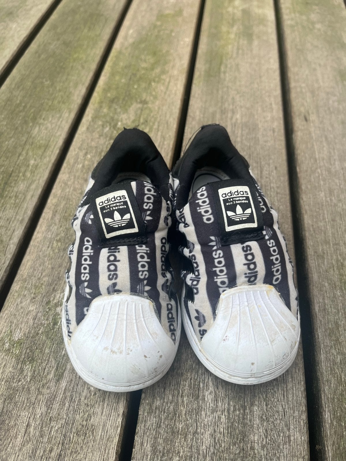Adidas Superstar 360 kindersneakers - Maat 24, Ophalen of Verzenden, Gebruikt, Jongen of Meisje, Sportschoenen