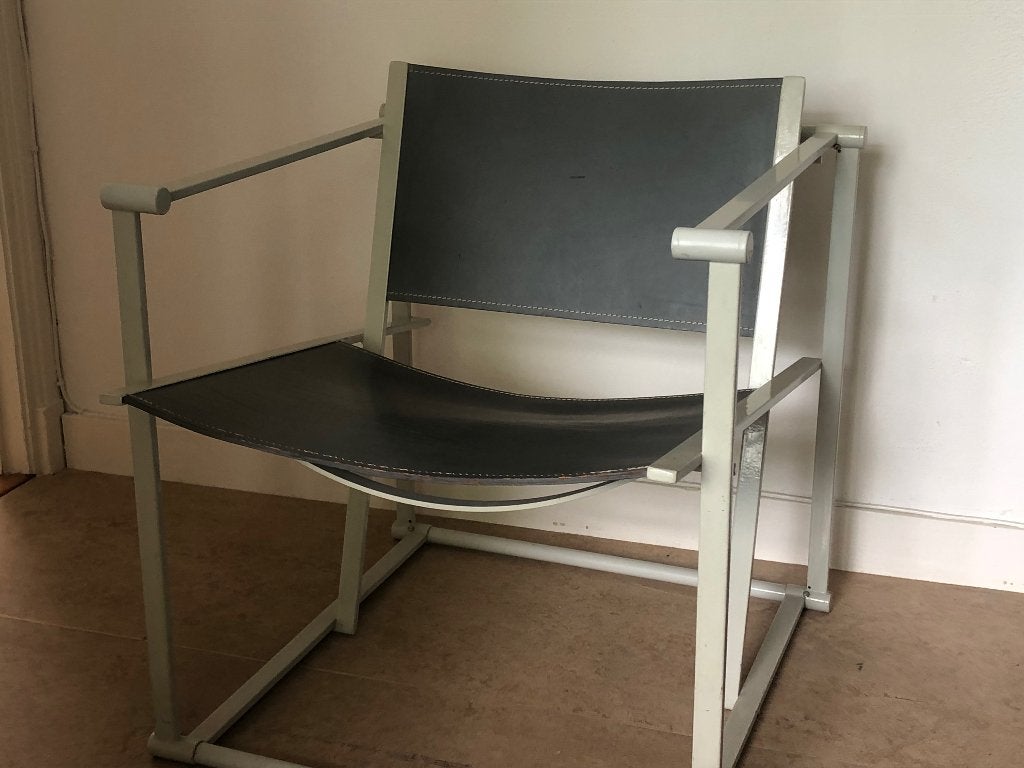 Grijze design stoel in goede staat, Ophalen, Modern design, Gebruikt, 75 tot 100 cm