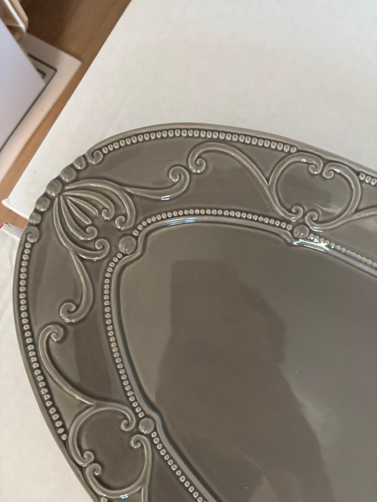 Countryfield Set van 3 Ovale Schalen met Barok Decoratie, Ophalen, Porselein of Keramiek, Schaal, Zo goed als nieuw