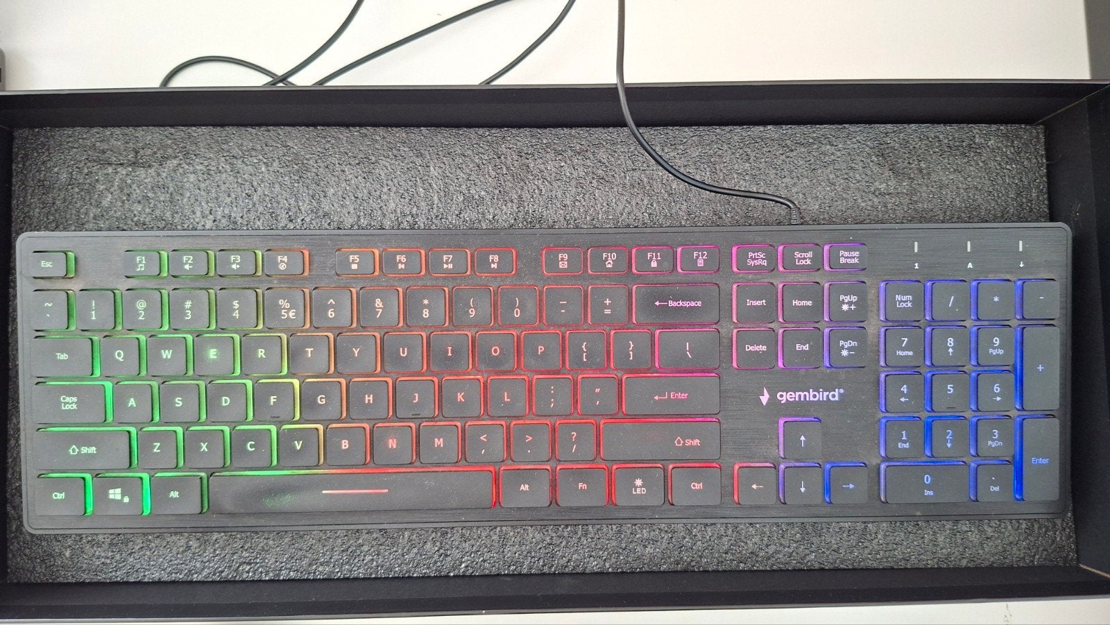 Toetsenbord Gembird - met gekleurd licht, Gembird, Ophalen of Verzenden, Zo goed als nieuw, Qwerty