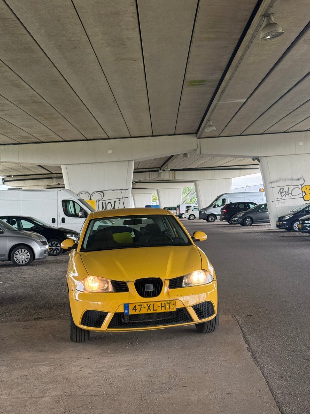 Seat Ibiza 1.4 16V (2007) Geel – Rijdt super, Auto's, Voorwielaandrijving, 15 km/l, 40 €/maand, 4 cilinders