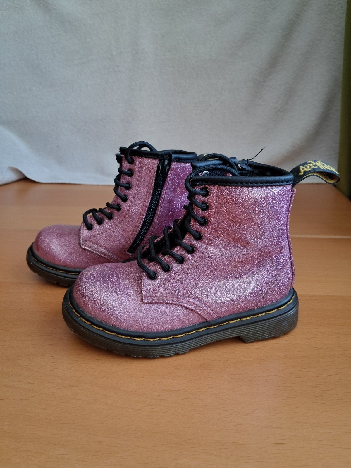 Roze glitter Dr martens, Dr. Martens, Meisje, Schoenen, Nieuw