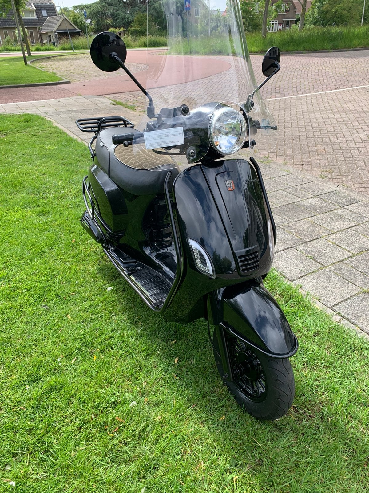 Te koop snorscooter, Fietsen en Brommers, Snorfietsen en Snorscooters, Ophalen of Verzenden, Zo goed als nieuw, Benzine, Overige merken