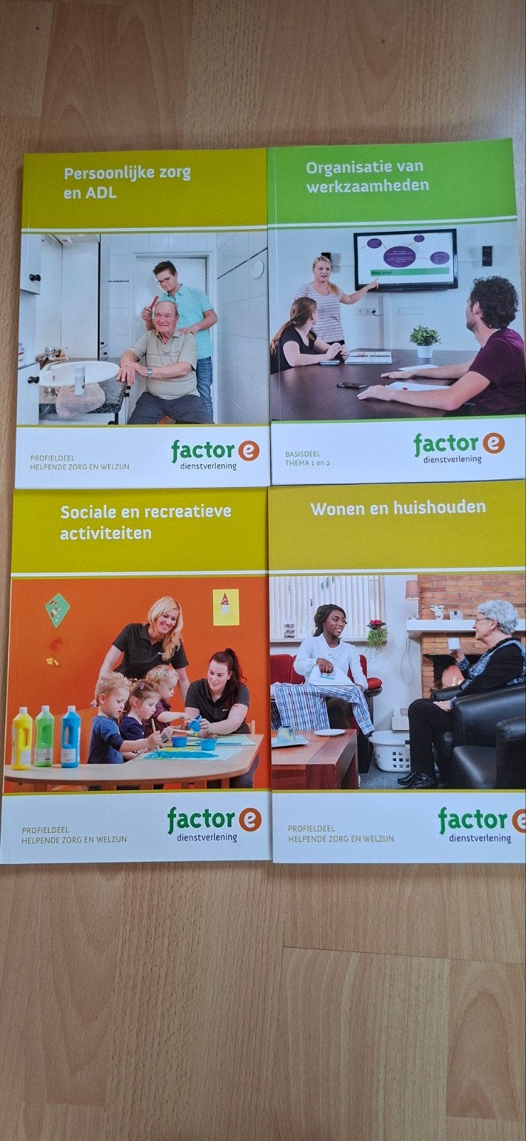 Factor E Dienstverlening Boeken (4 stuks), Boeken, Zo goed als nieuw, MBO, Gamma, Ophalen