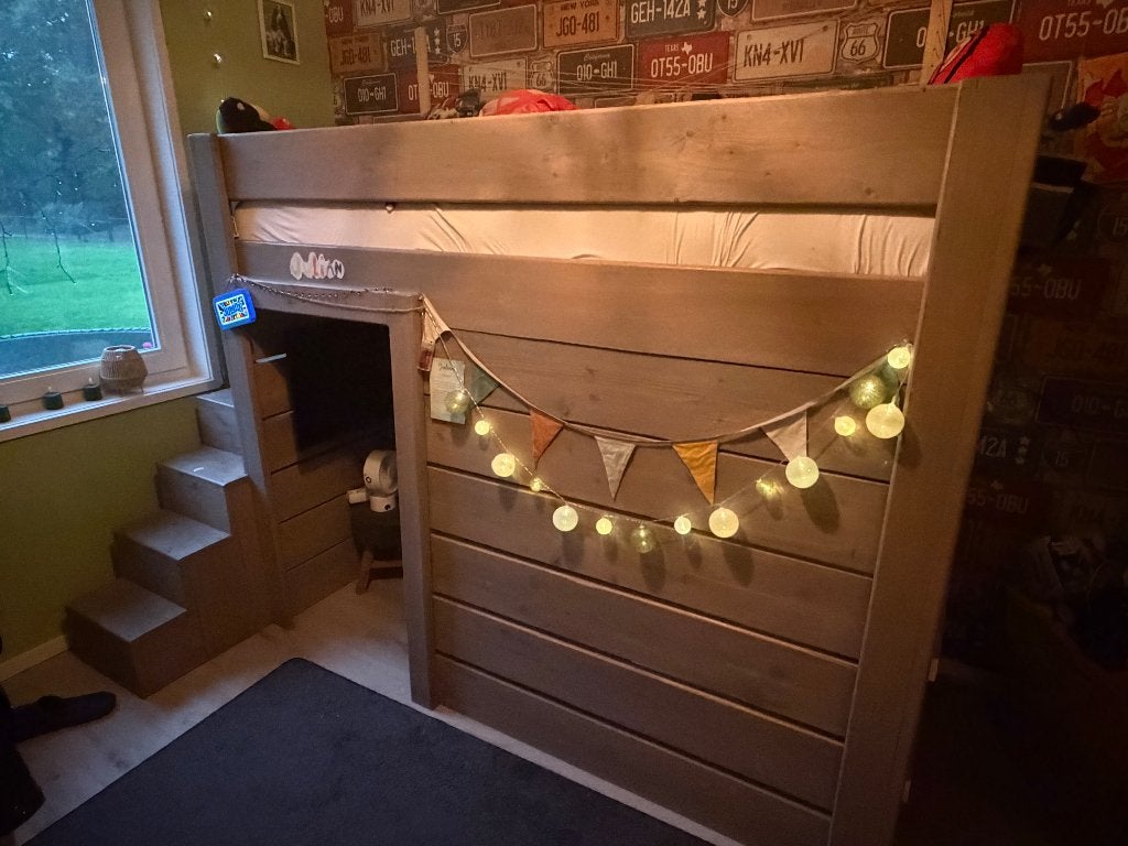 Hoogslaper met trap en matras 80x200 - Zo goed als nieuw, Ophalen, Gebruikt, Hoogslaper, Eenpersoons