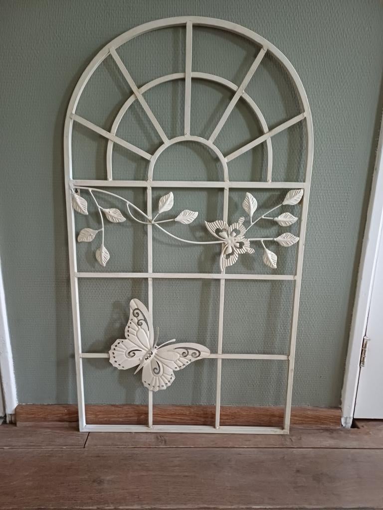 Prachtige raamdecoratie met vlinder - 97x54 cm, Ophalen, Metaal, Gebruikt, Decoratieobject