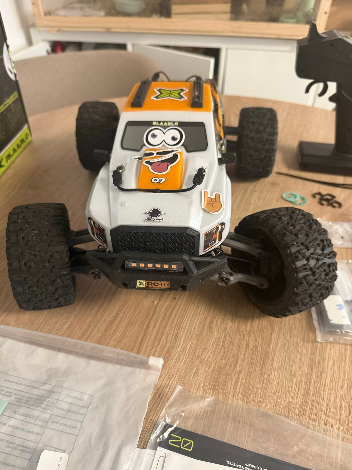 Rlaarlo Omni Terminator RC Auto 1:10 4WD RTR ., Auto offroad, Zo goed als nieuw, Schaal 1:10, RTR (Ready to Run)