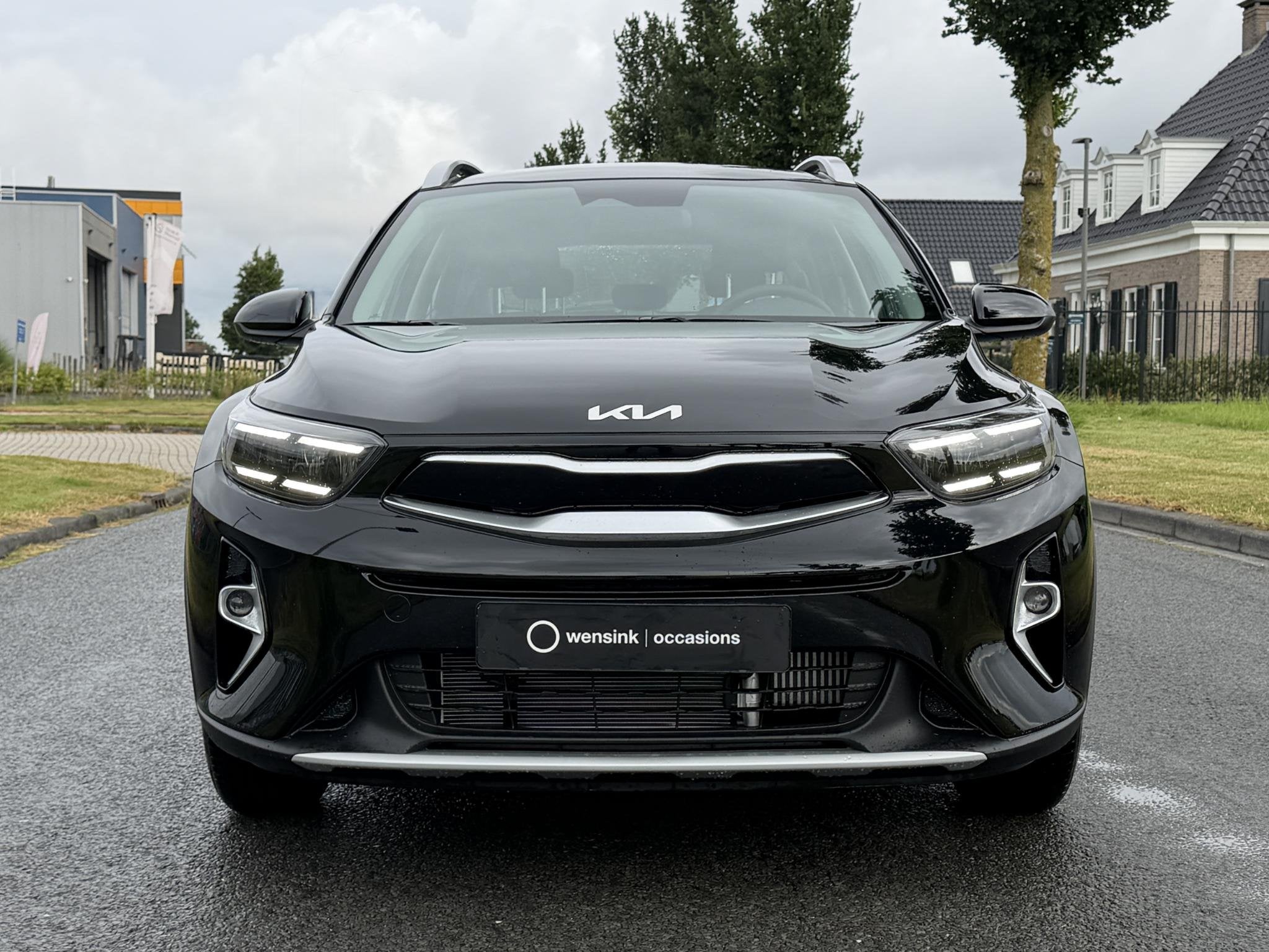 Kia Stonic DynamicLine 1.0 T-GDi MHEV | LED-koplampen | Crui, Voorwielaandrijving, Automatische klimaatregeling, 710 kg, Zwart