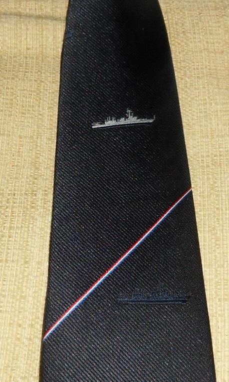 Koninklijke Marine stropdas met witte fregat afbeelding, Ophalen of Verzenden, Marine, Nederland, Kleding of Schoenen