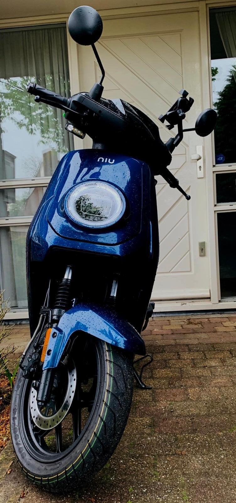 Niu NQi Sport Elektrische Scooter, Ophalen, Zo goed als nieuw, Elektrisch, Overige merken