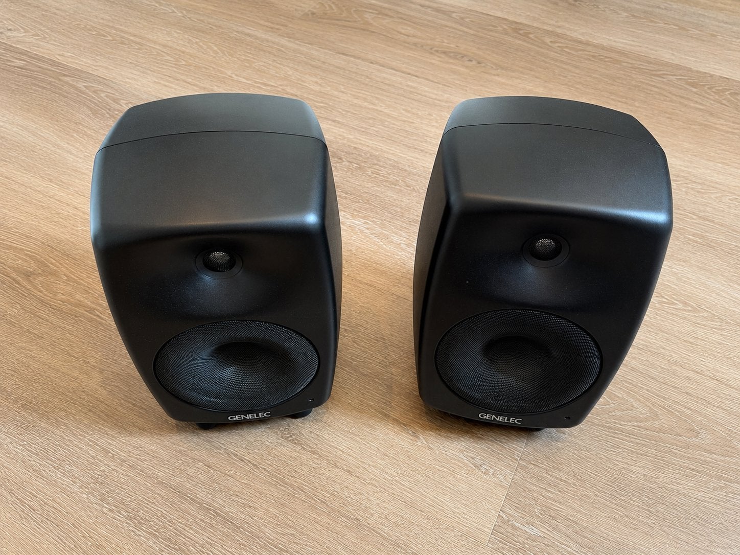 Genelec 8040A monitor set | zwart, Ophalen of Verzenden, Zo goed als nieuw, Studiomonitor, Overige merken