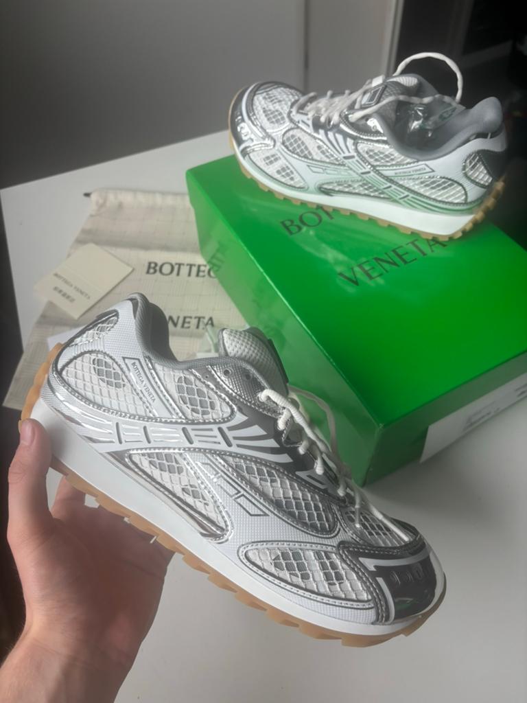 Bottega Veneta Orbit Sneaker Silver / White, Wit, Nieuw, Ophalen of Verzenden, Sneakers of Gympen