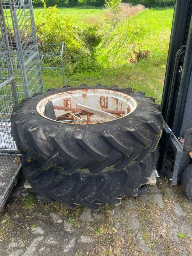 landbouwbanden inclusief velg, Ophalen, Gebruikt, IJzer