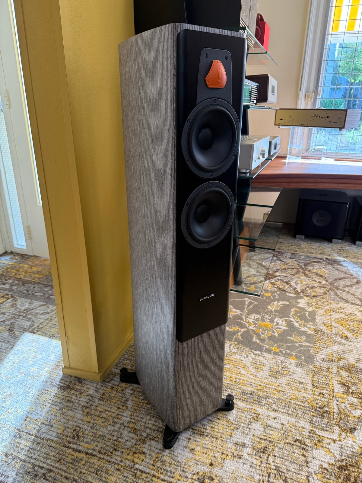 Dynaudio contour 30i vloerstaande luidsprekers te koop!