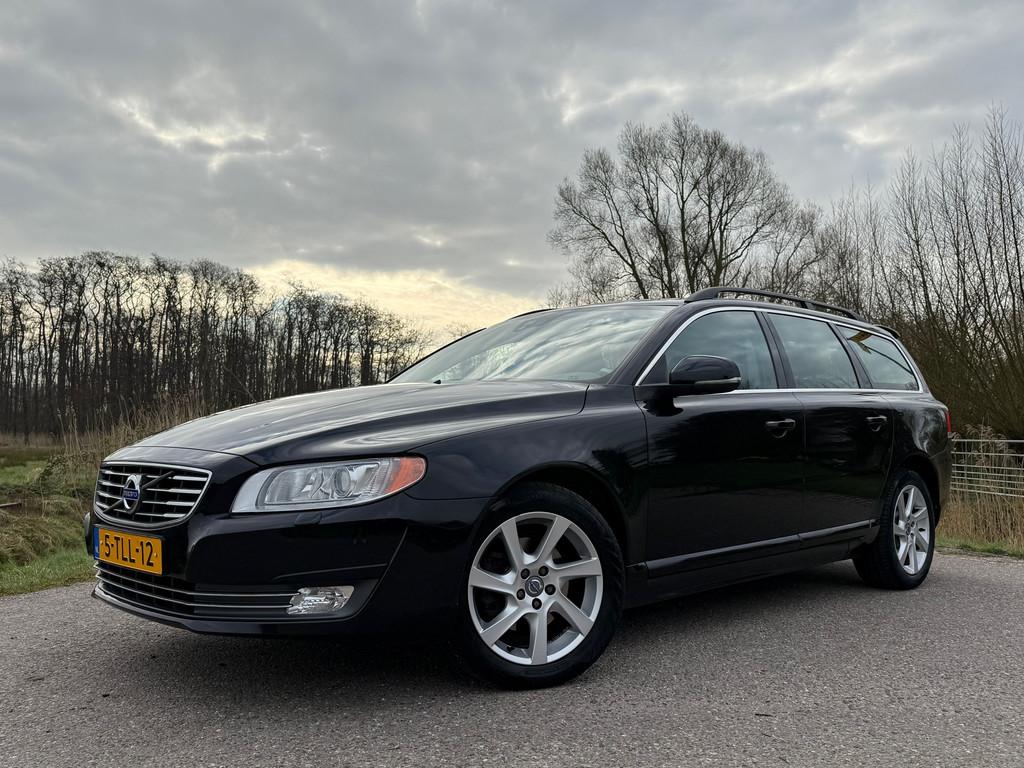 Volvo V70 1.6 T4 Nordic+ | 2e Eigenaar | Leder | Nieuwe Dist, Auto's, Voorwielaandrijving, Gebruikt, Zwart, 4 cilinders