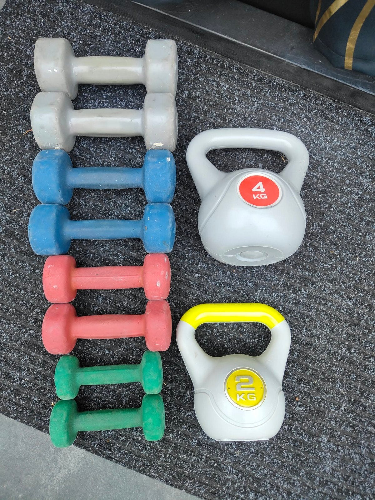 Dumbbells en Kettlebells Set - Diverse Gewichten, Ophalen, Gebruikt, Armen, Dumbbell